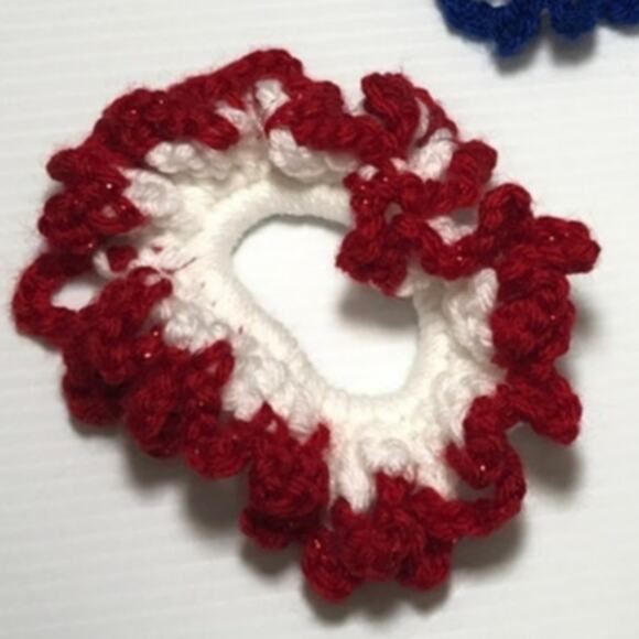 NWT Red White Blue Handmade Crocheted Hair Scrunchie Set of 3 - Picture 2 of 4
